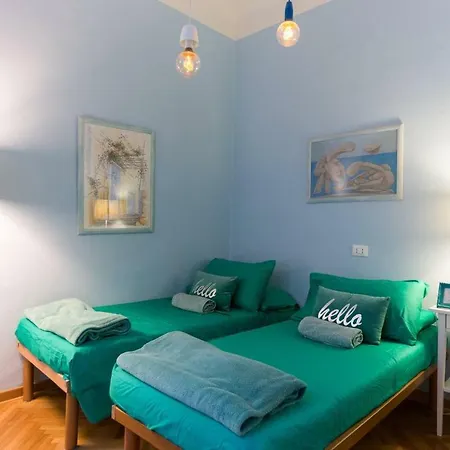 Feriehus Alla Scalinata Del Teatro Rossetti In Viale XX Settembre Parcheggio *