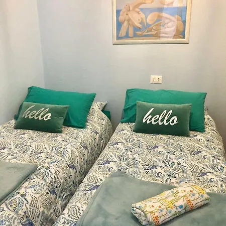 Feriehus Alla Scalinata Del Teatro Rossetti In Viale XX Settembre Parcheggio *