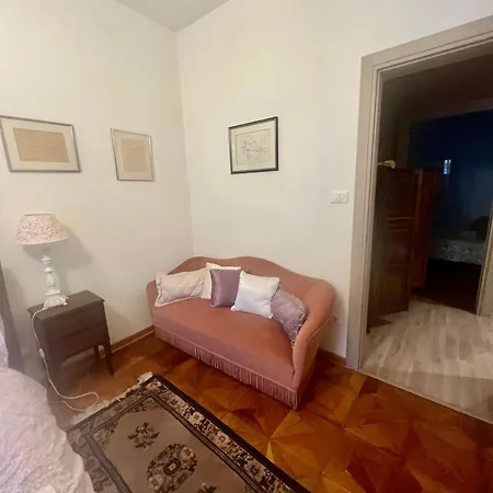 度假居 Scalinata Del Teatro Rossetti Parcheggio