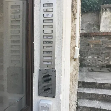 Scalinata Del Teatro Rossetti Parcheggio